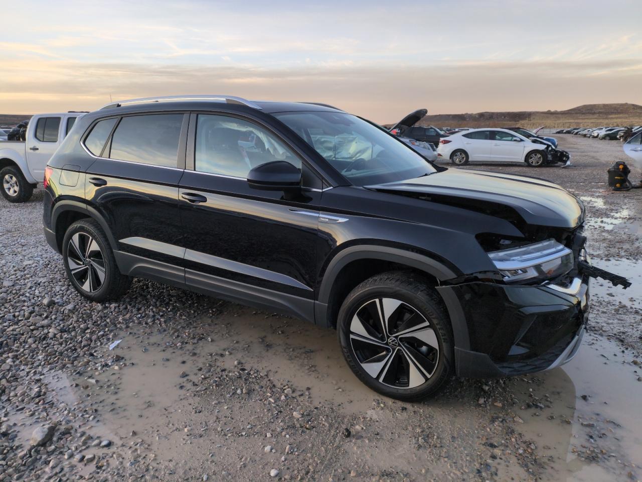 2024 VOLKSWAGEN TAOS SE VIN:3VVVX7B27RM015969