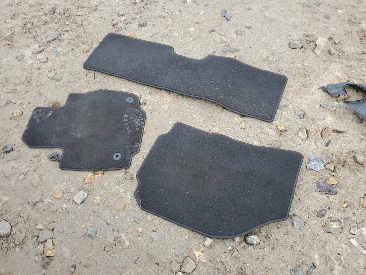 2022 CHEVROLET EQUINOX RS VIN:2GNAXWEV8N6132646