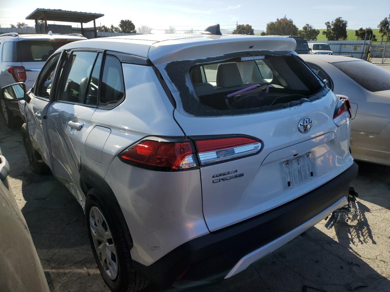 2022 TOYOTA COROLLA CROSS L VIN:7MUAAAAG2NV013233