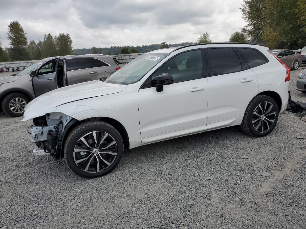 2024 VOLVO XC60 PLUS VIN:YV4L12RL5R1915501