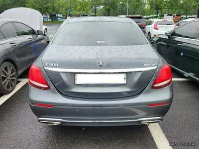 2017 Mercedes-Benz E 300 WDDZF4KB1HA108974 VIN:WDDZF4KB1HA108974