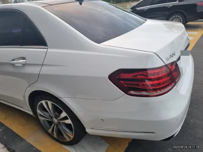 2014 Mercedes-Benz E 300 VIN: