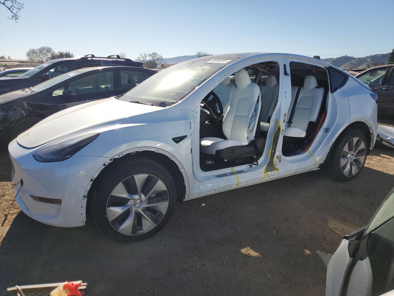 2022 TESLA MODEL Y  VIN:7SAYGDEE8NF515804