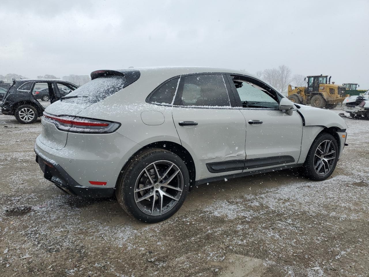 2022 PORSCHE MACAN  VIN:WP1AA2A59NLB06295