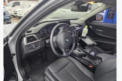 2016 BMW 320 WBA8C9106GK651366 VIN:WBA8C9106GK651366