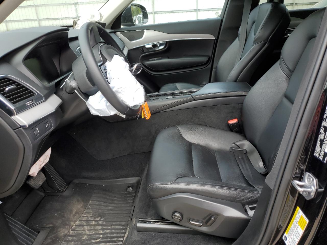 2022 VOLVO XC90 T5 MOMENTUM VIN:YV4102CK3N1805700