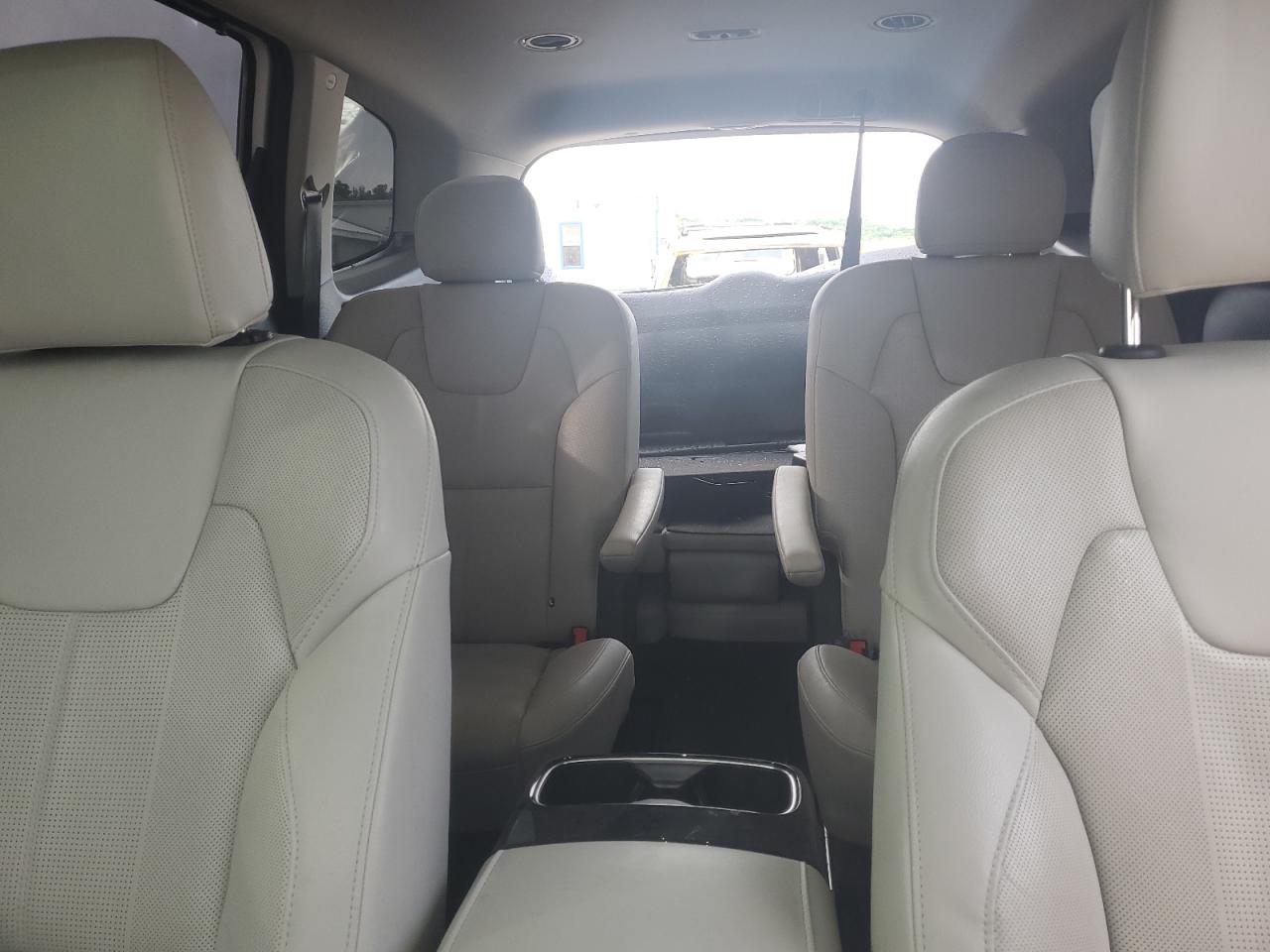 2022 KIA TELLURIDE EX VIN:5XYP3DHC8NG235808