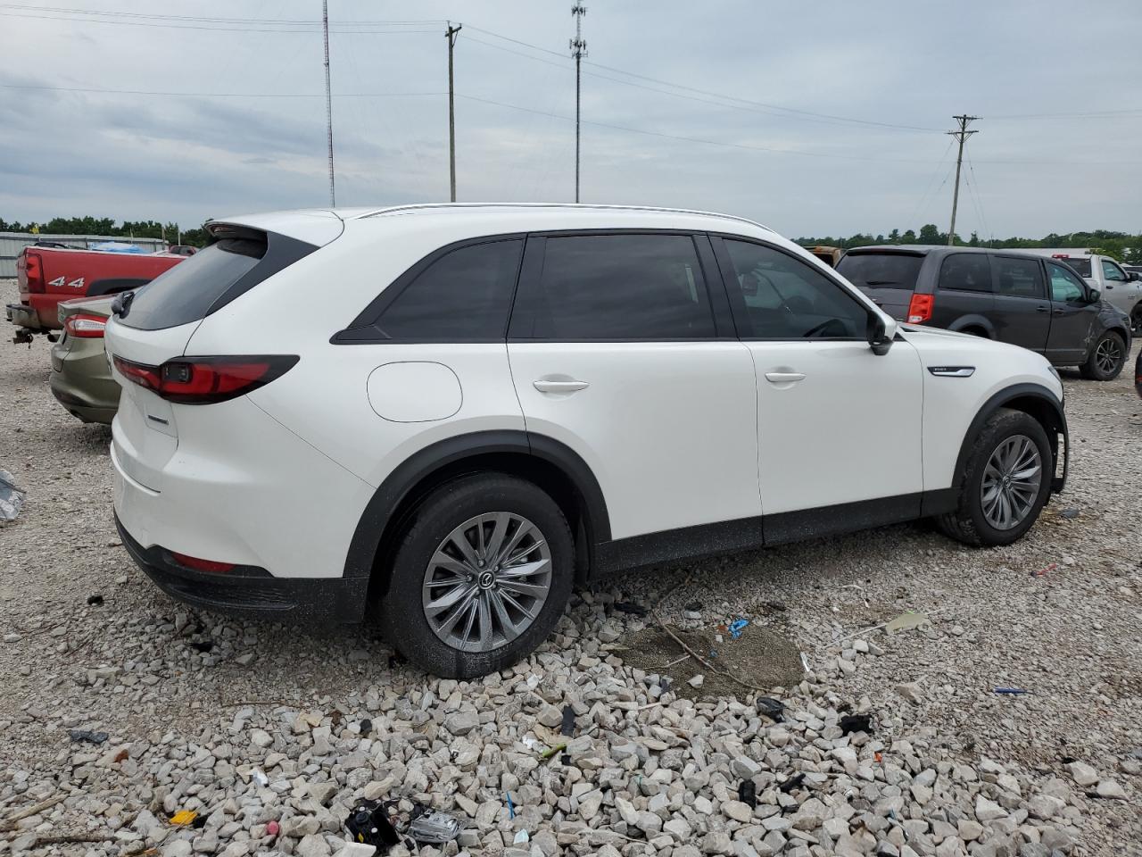 2024 MAZDA CX-90 PREFERRED VIN:JM3KKBHA3R1128064