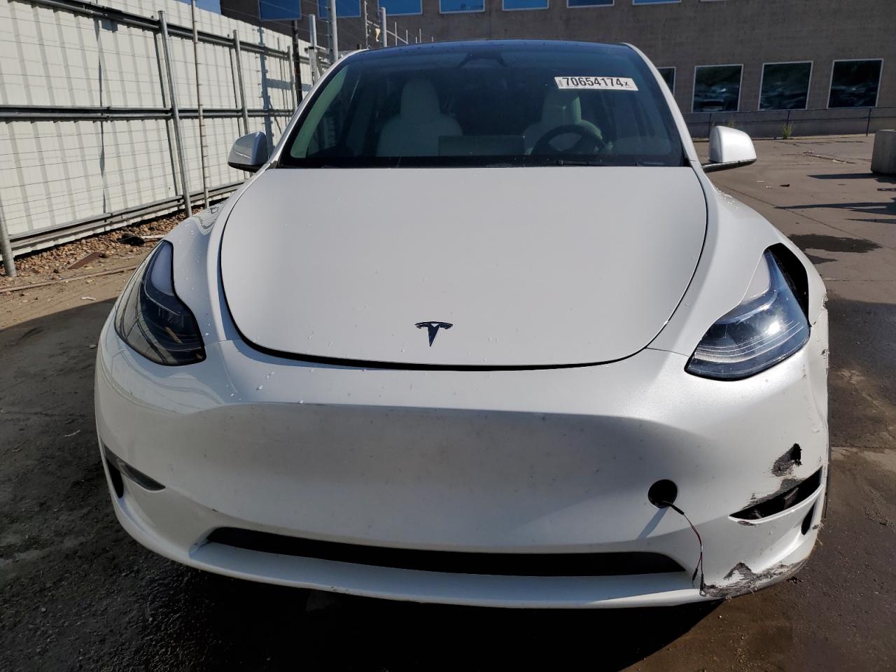 2023 TESLA MODEL Y  VIN:7SAYGDEF9PF812236