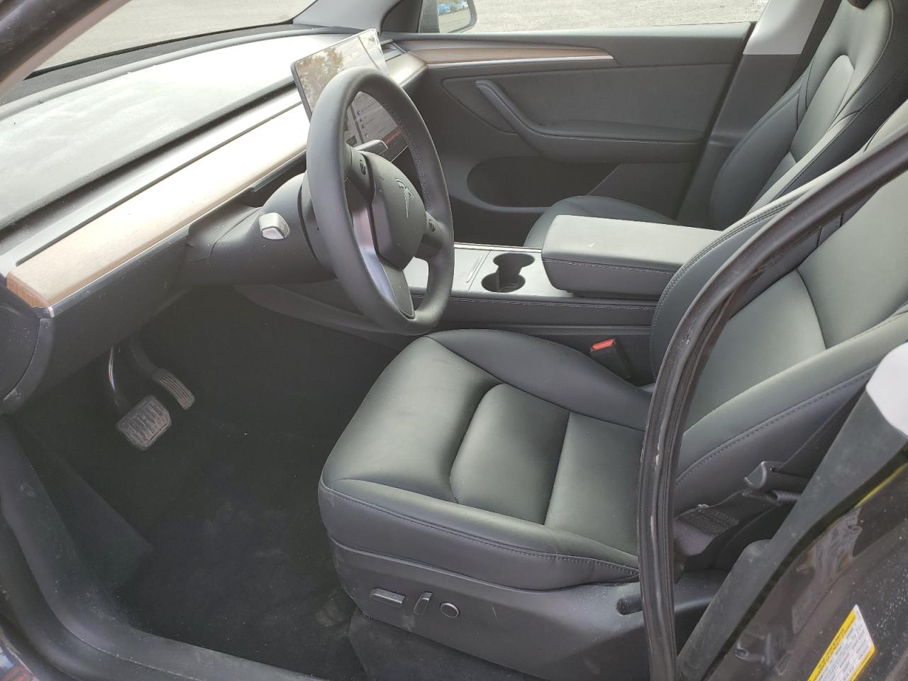 2023 TESLA MODEL Y  VIN:LRWYGDFD1PC221127