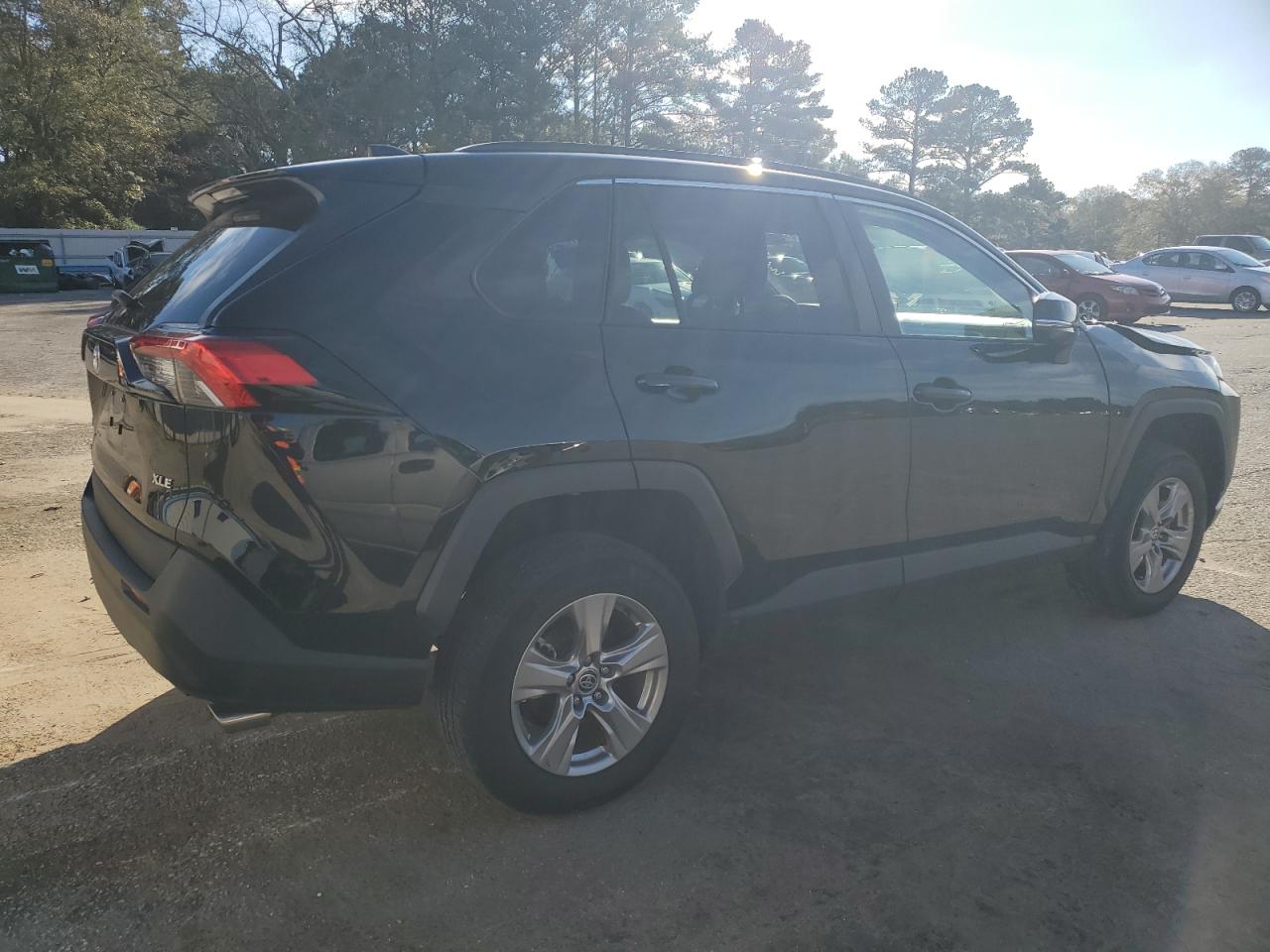 2023 TOYOTA RAV4 XLE VIN:2T3W1RFV5PW242027