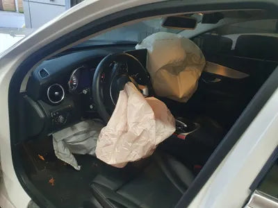 2017 Mercedes-Benz C 200 WDDWF4CB1HF509090 VIN:WDDWF4CB1HF509090