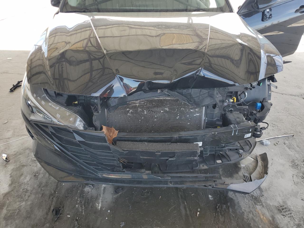 2023 HYUNDAI ELANTRA SEL VIN:KMHLM4AG0PU457572