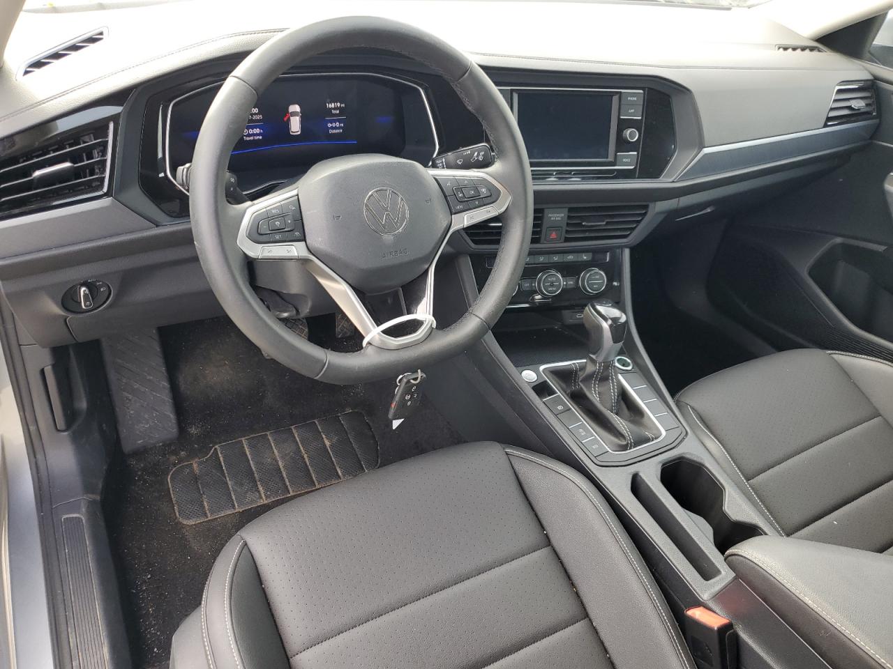 2024 VOLKSWAGEN JETTA SE VIN:3VWEM7BU4RM057196