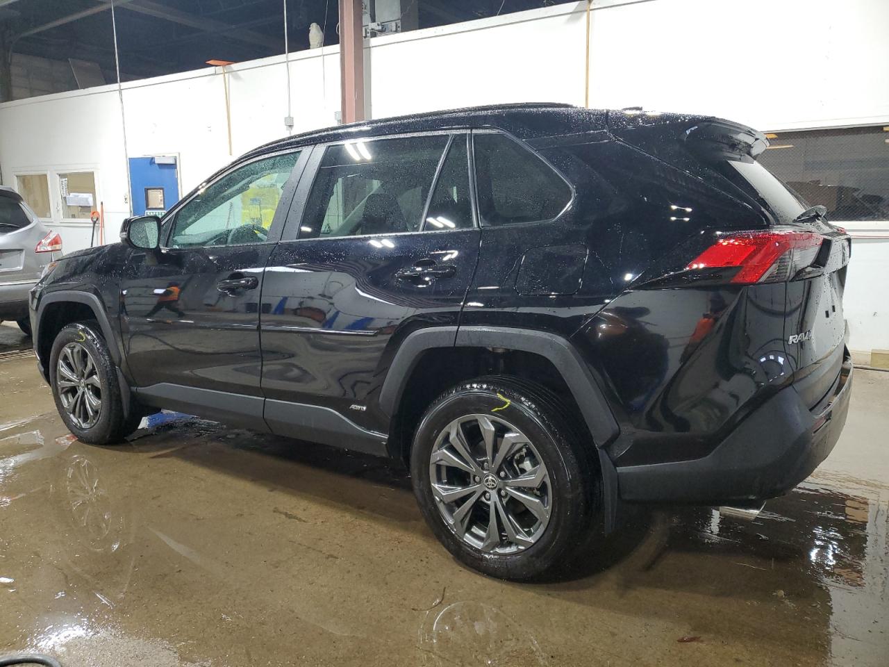 2024 TOYOTA RAV4 XLE PREMIUM VIN:4T3B6RFV9RU159199