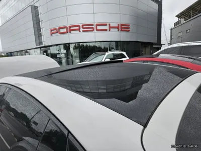 2020 Porsche Panamera VIN: