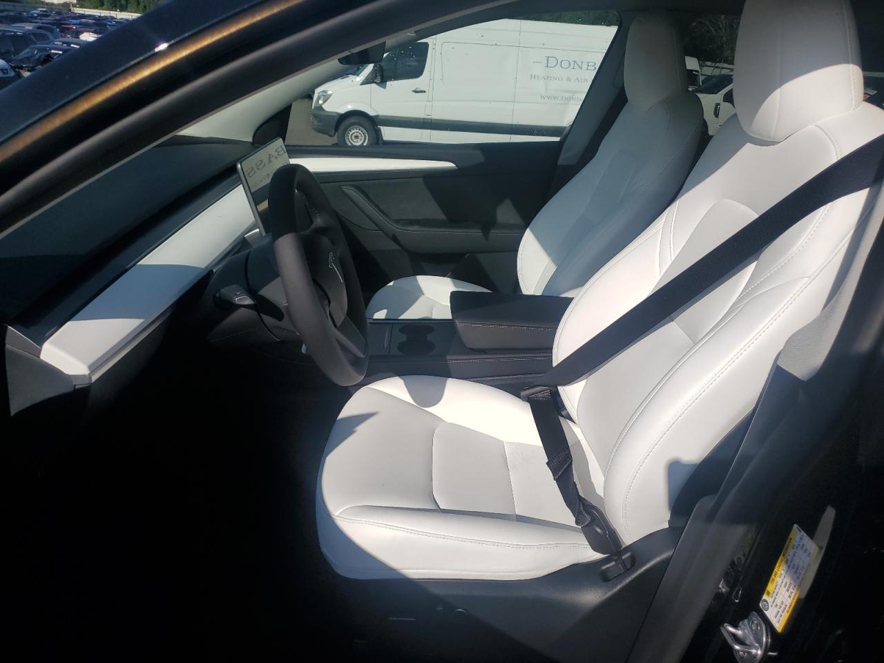 2024 TESLA MODEL Y  VIN:7SAYGDEE4RF075098