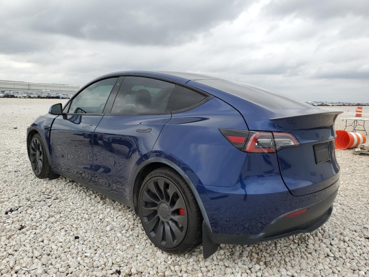 2022 TESLA MODEL Y  VIN:7SAYGDEF2NF336800