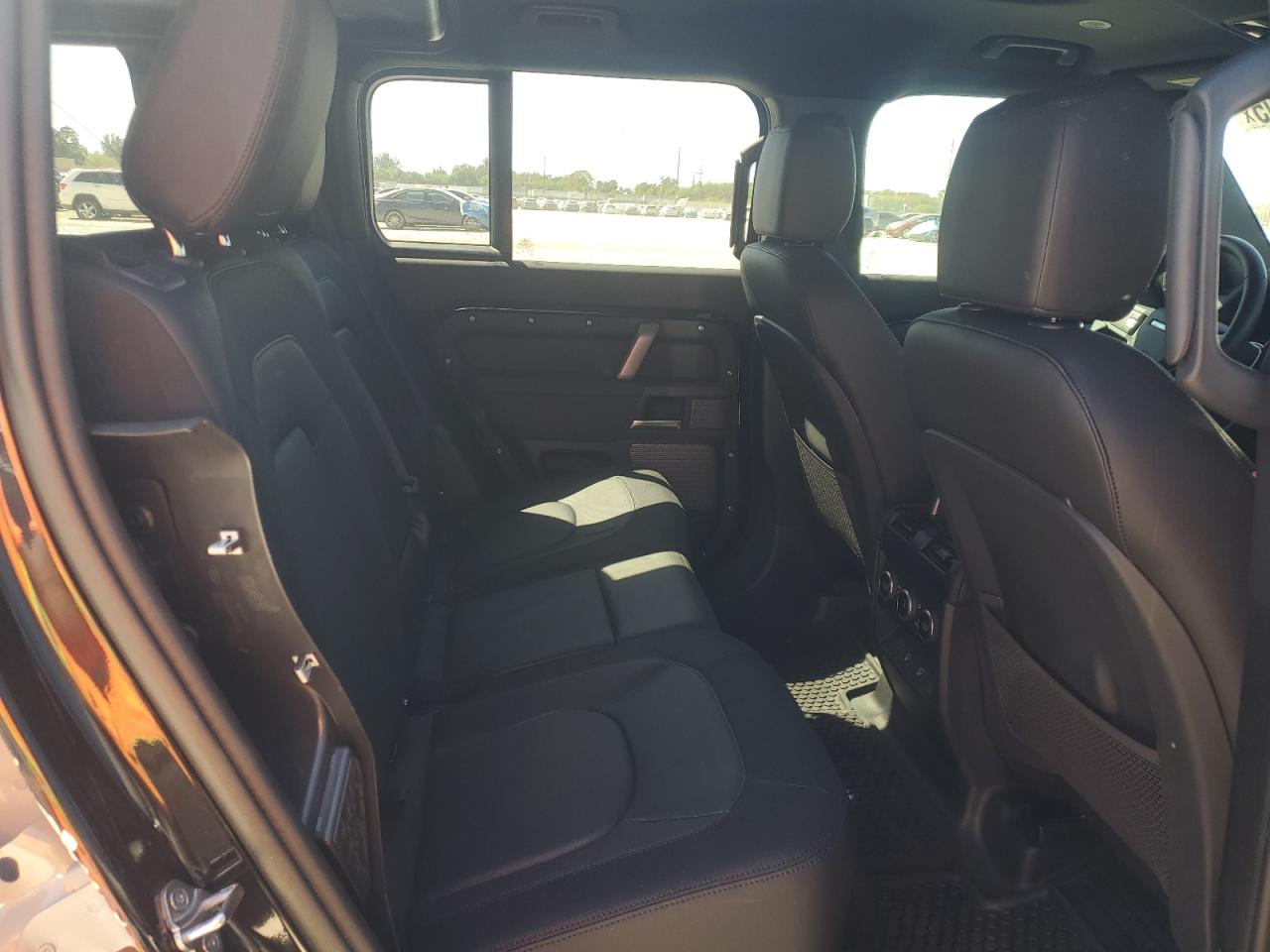 2024 LAND ROVER DEFENDER 110 X-DYNAMIC SE VIN:SALE27EU2R2351734