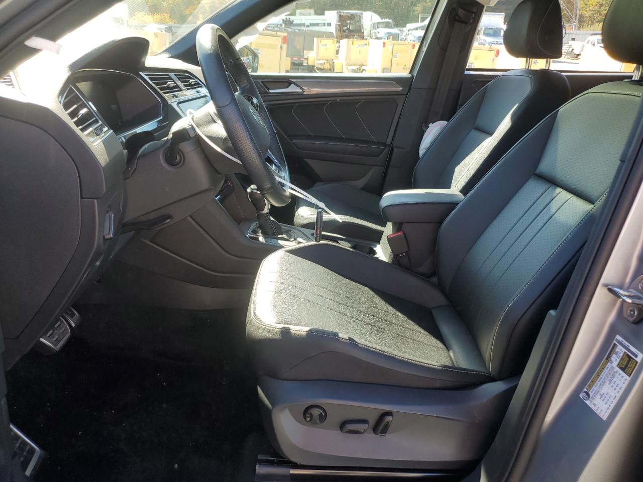 2023 VOLKSWAGEN TIGUAN SE R-LINE BLACK VIN:3VV8B7AXXPM002168