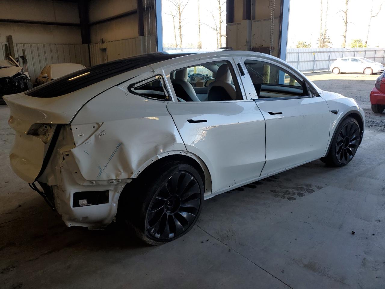 2022 TESLA MODEL Y  VIN:7SAYGDEF1NF448083