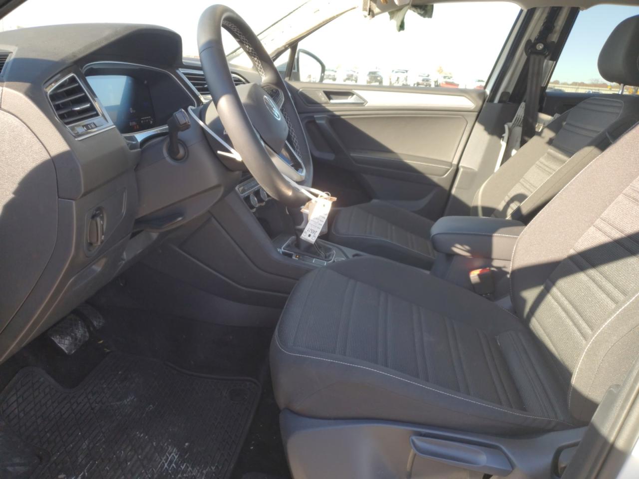 2024 VOLKSWAGEN TIGUAN S VIN:3VVFB7AX8RM135392