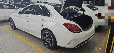 2018 Mercedes-Benz C 250 VIN: