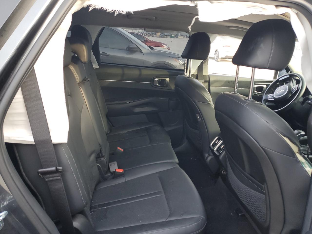 2023 KIA SORENTO S VIN:5XYRL4LC3PG187850