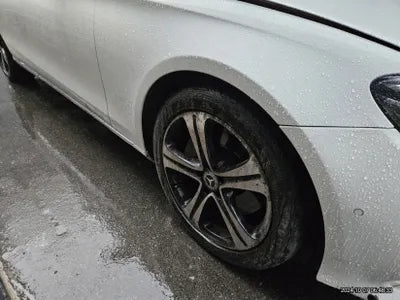 2017 Mercedes-Benz E 300 VIN: