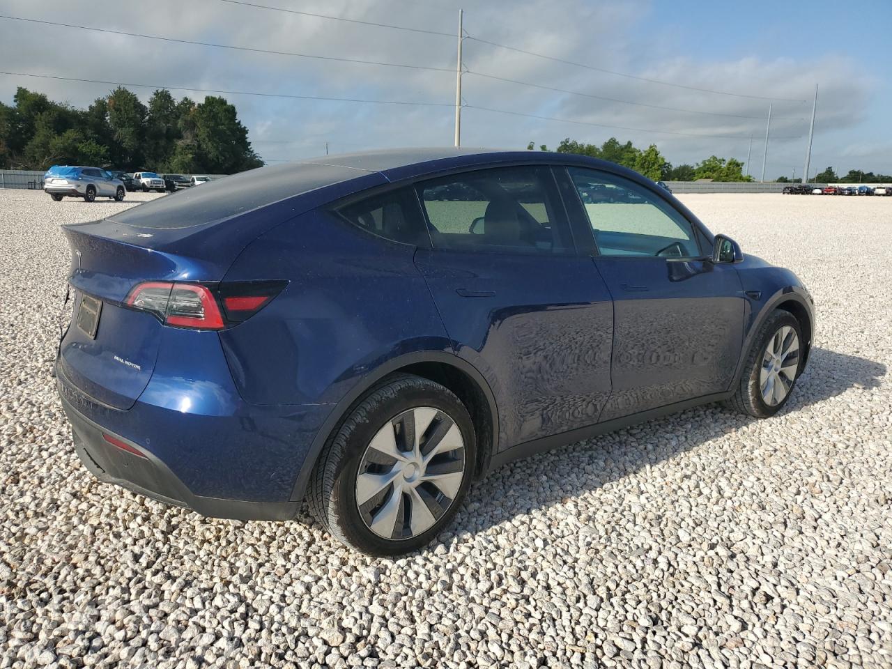 2022 TESLA MODEL Y  VIN:7SAYGDEE4NF536181