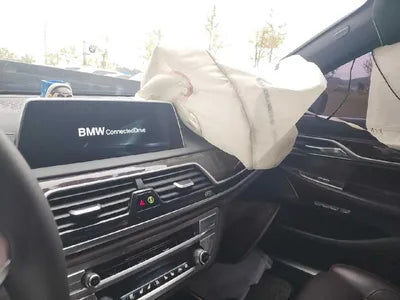 2016 BMW 730 WBA7G6105GG678656 VIN:WBA7G6105GG678656