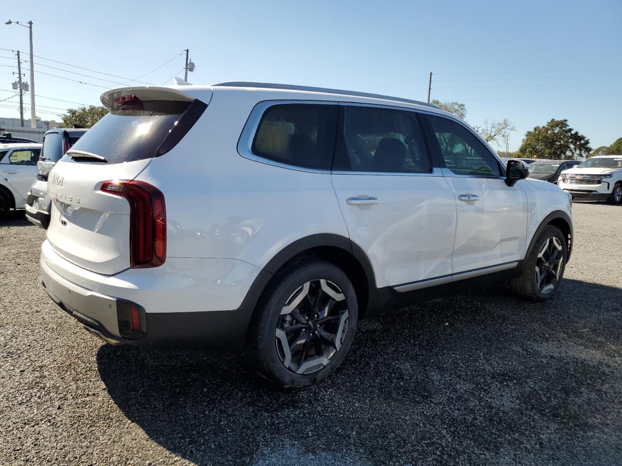 2024 KIA TELLURIDE S VIN:5XYP64GC8RG553328