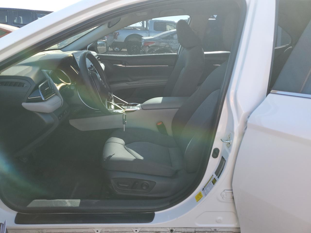 2022 TOYOTA CAMRY LE VIN:4T1C11AK7NU639312