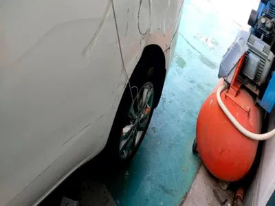 2017 Kia Carnival VIN: