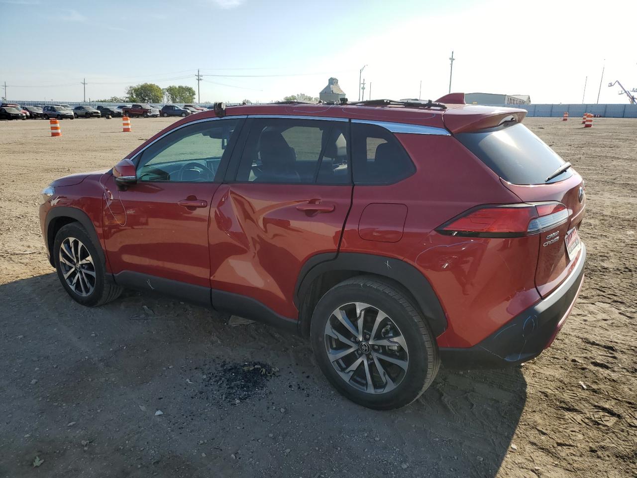 2023 TOYOTA COROLLA CROSS XLE VIN:7MUDAABG5PV051425