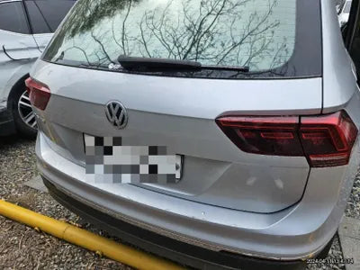 2020 Volkswagen Tiguan VIN:
