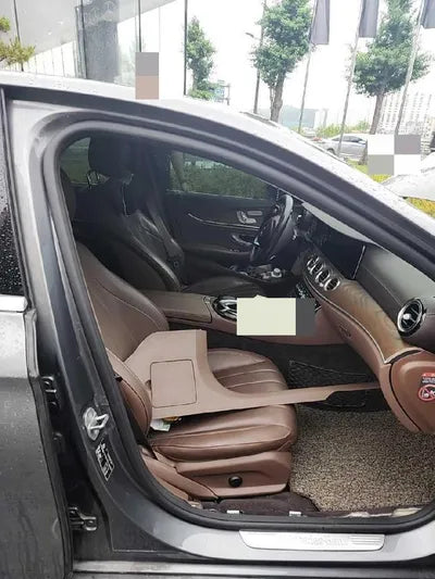 2017 Mercedes-Benz E 220 VIN: