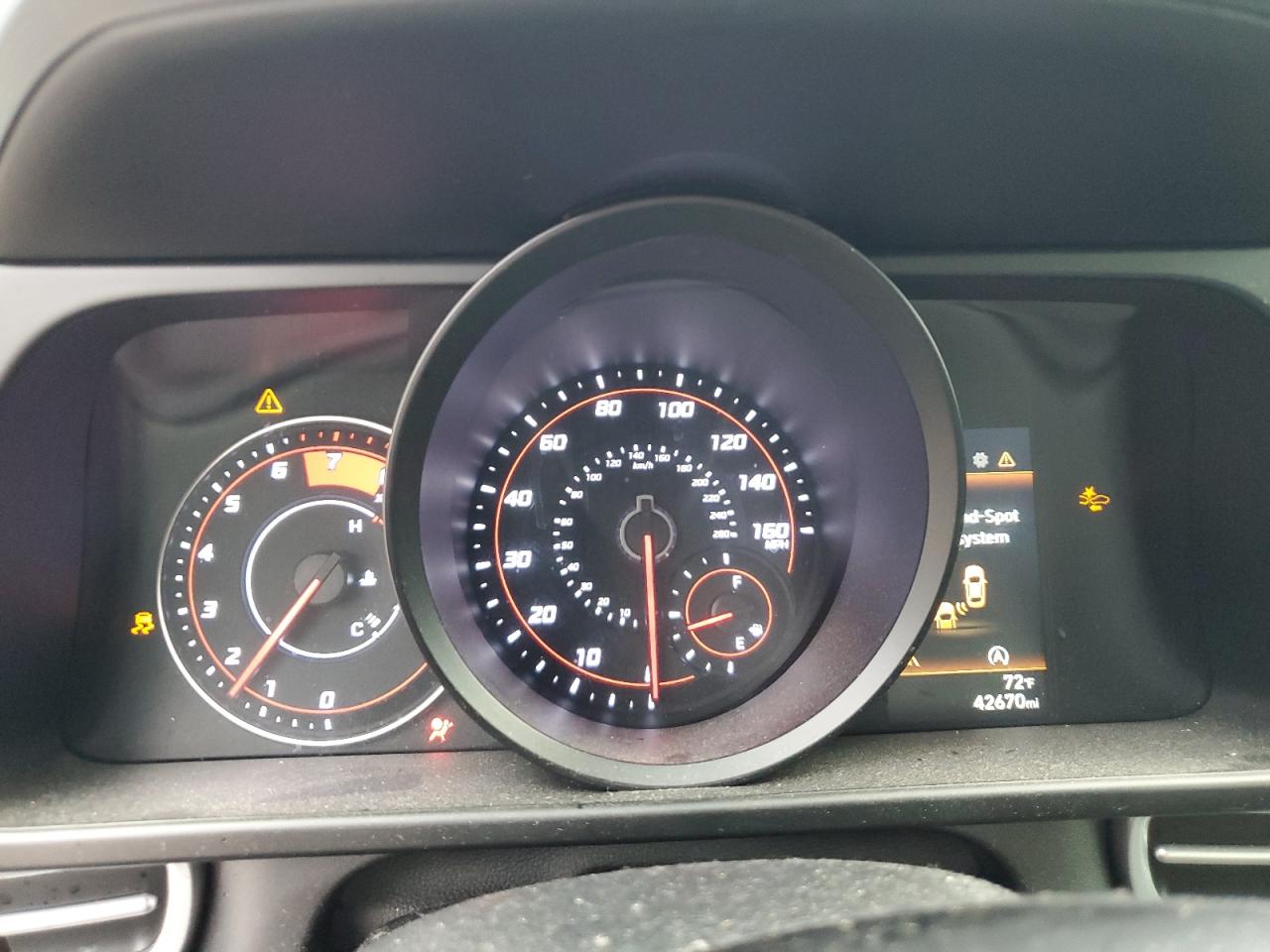 2022 HYUNDAI ELANTRA SE VIN:KMHLL4AG5NU330736