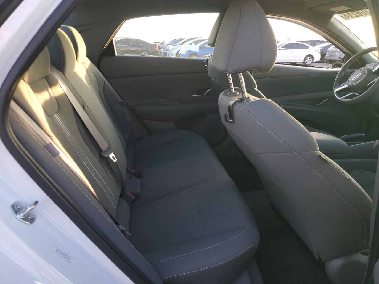 2024 HYUNDAI ELANTRA SEL VIN:KMHLM4DG5RU807325