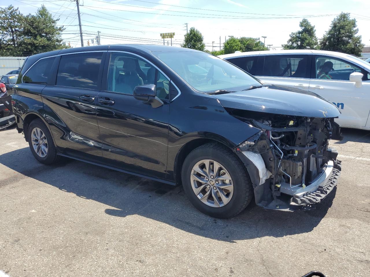 2022 TOYOTA SIENNA LE VIN:5TDKRKEC5NS107241