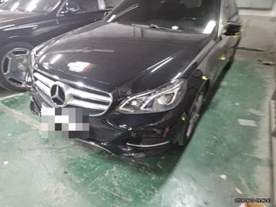 2015 Mercedes-Benz E 220 VIN: