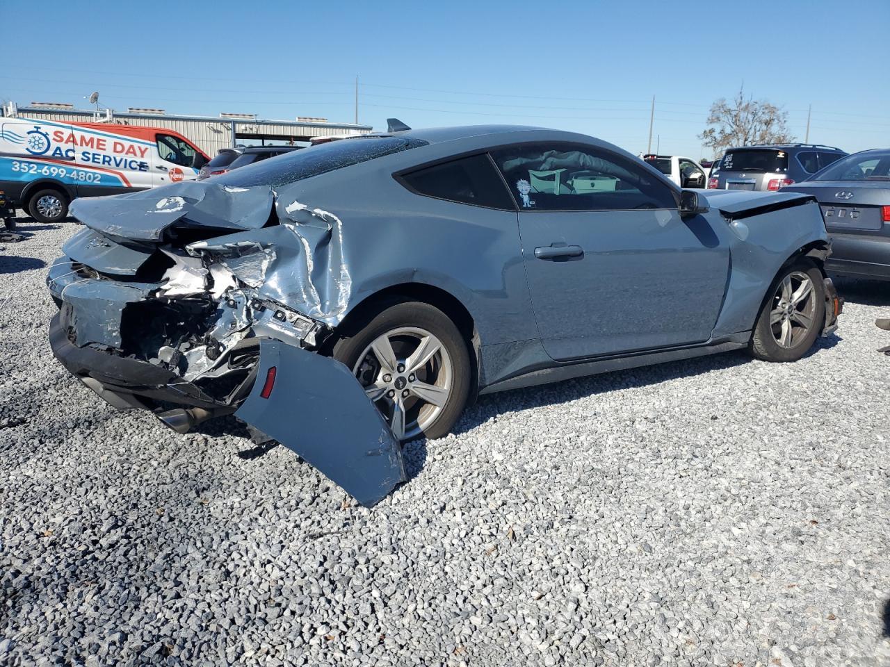 2024 FORD MUSTANG  VIN:1FA6P8TH3R5118832
