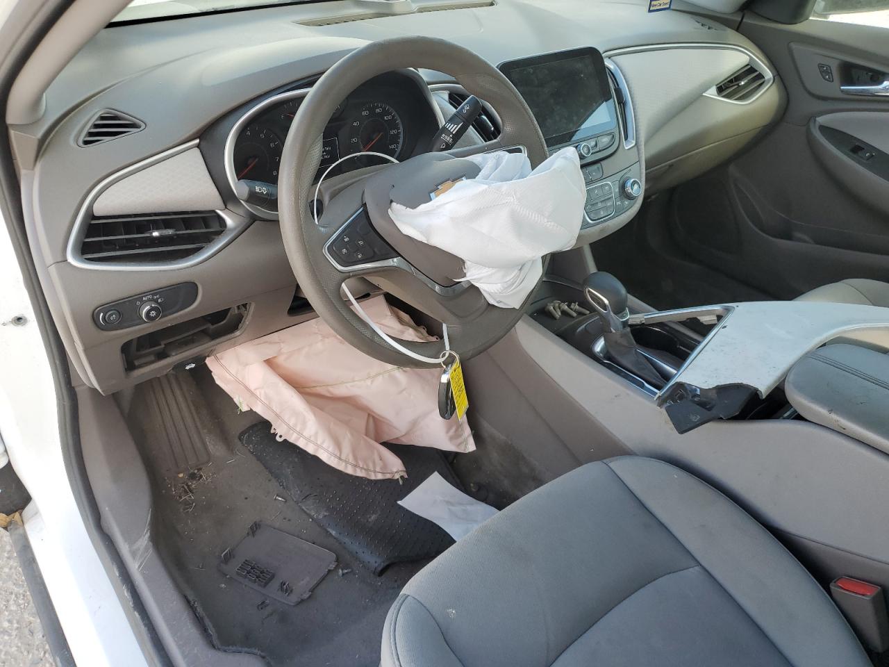 2022 CHEVROLET MALIBU LT VIN:1G1ZD5STXNF113483