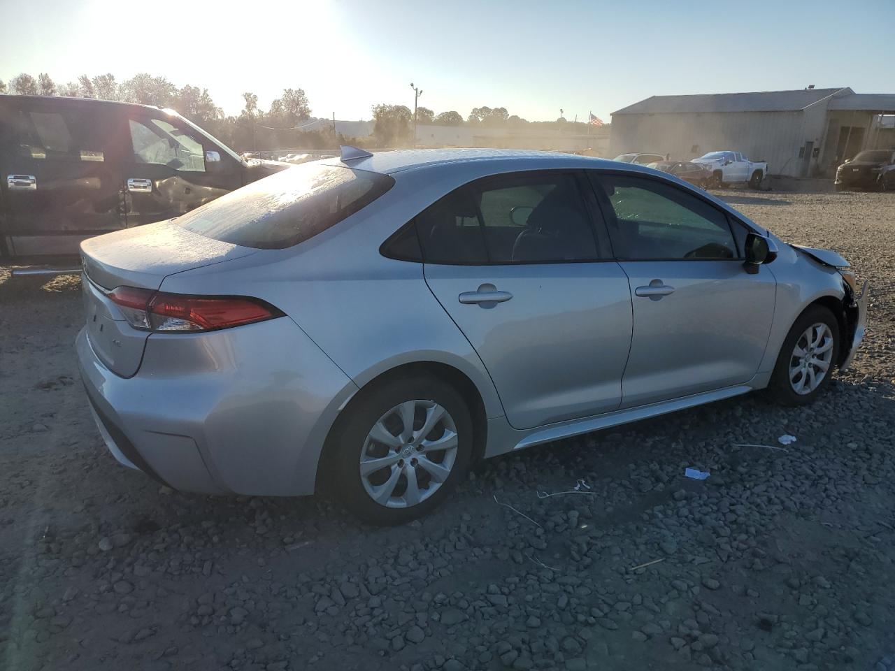 2022 TOYOTA COROLLA LE VIN:5YFEPMAE7NP281777