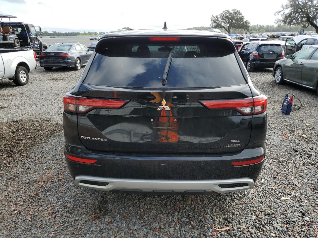 2024 MITSUBISHI OUTLANDER SEL VIN:JA4J3WA80RZ042464