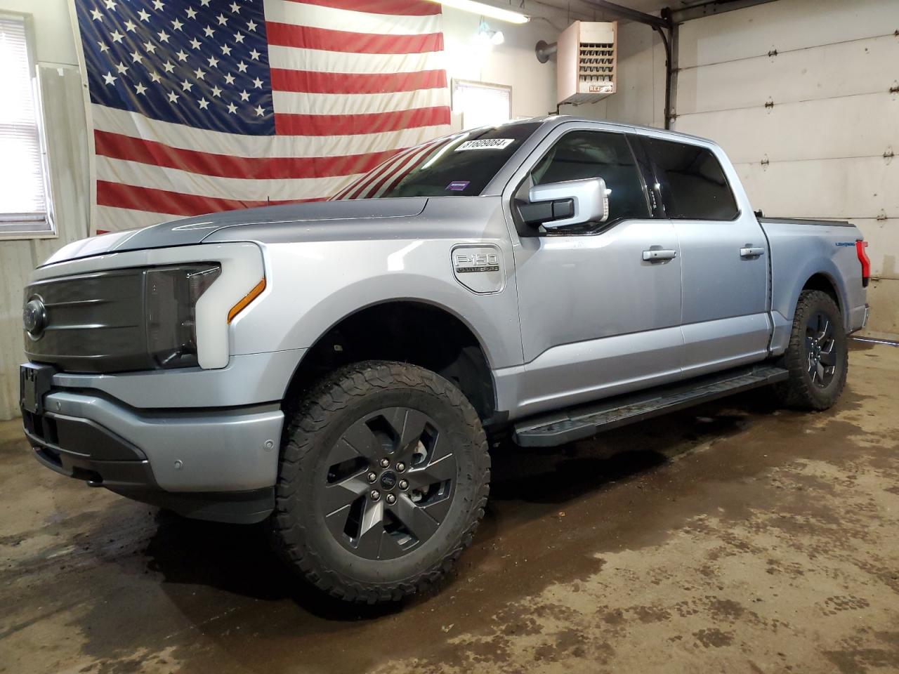 2022 FORD F150 LIGHTNING PRO VIN:1FTVW1EV8NWG03569