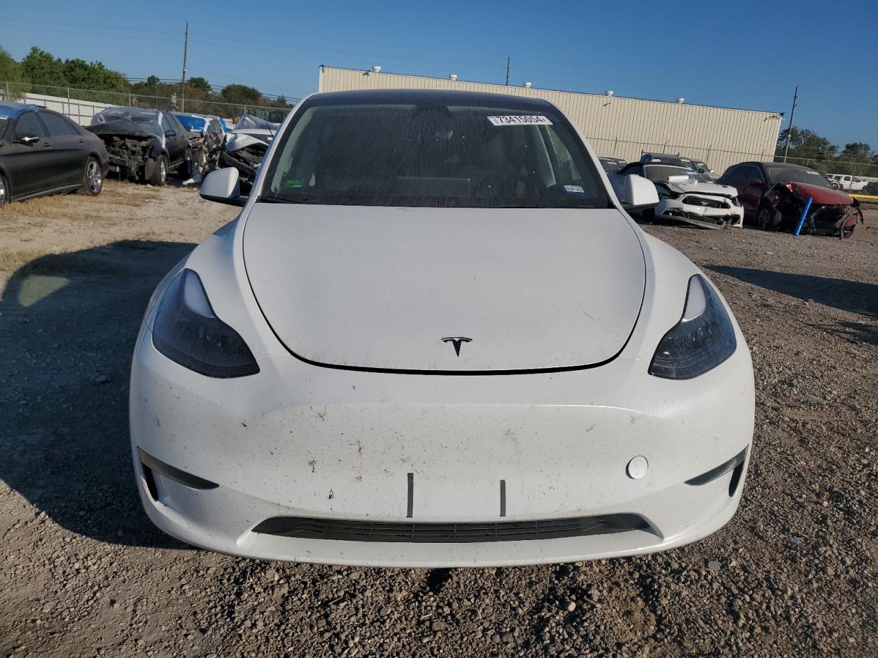 2024 TESLA MODEL Y  VIN:7SAYGDEEXRA251147