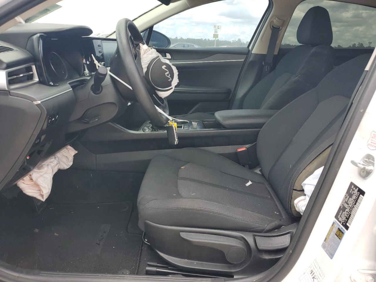 2022 KIA K5 LXS VIN:5XXG14J26NG110396