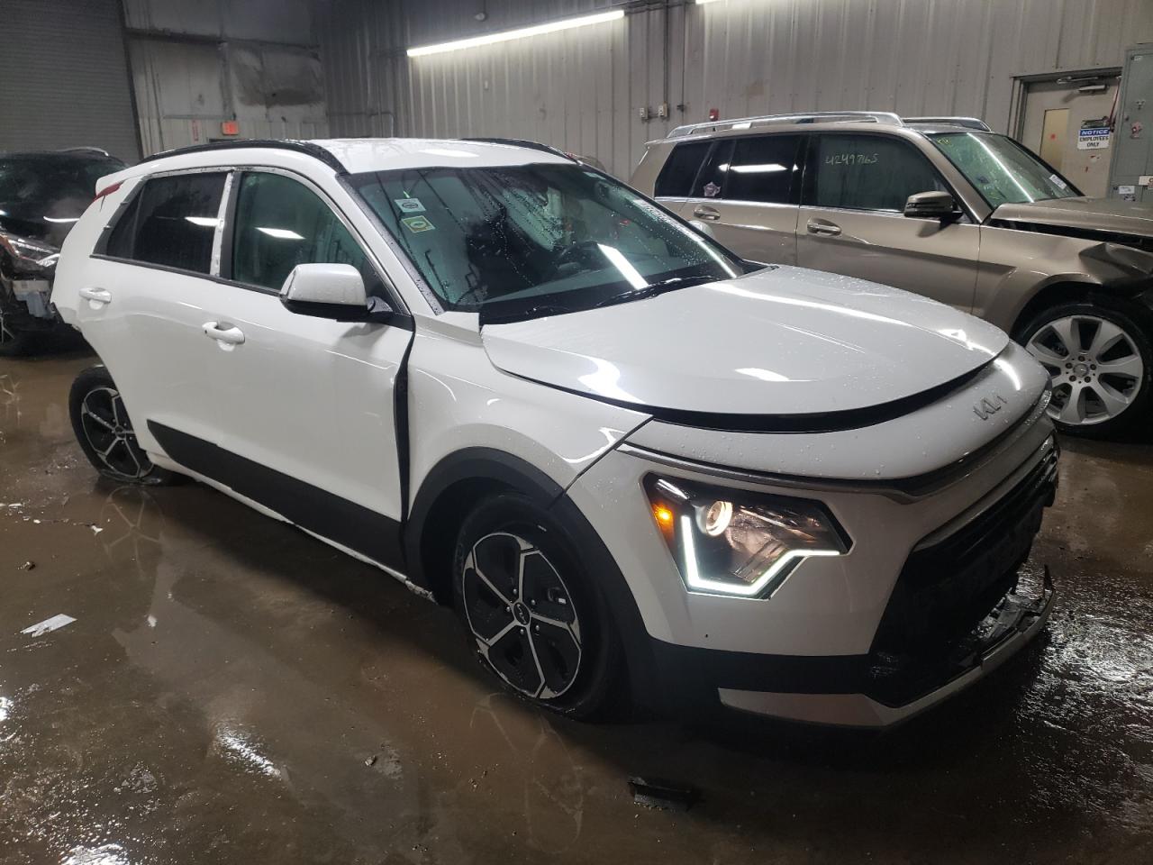 2023 KIA NIRO EX VIN:KNDCR3LE0P5061549