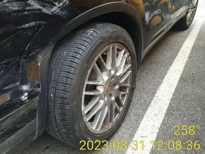 2015 Porsche Cayenne VIN: